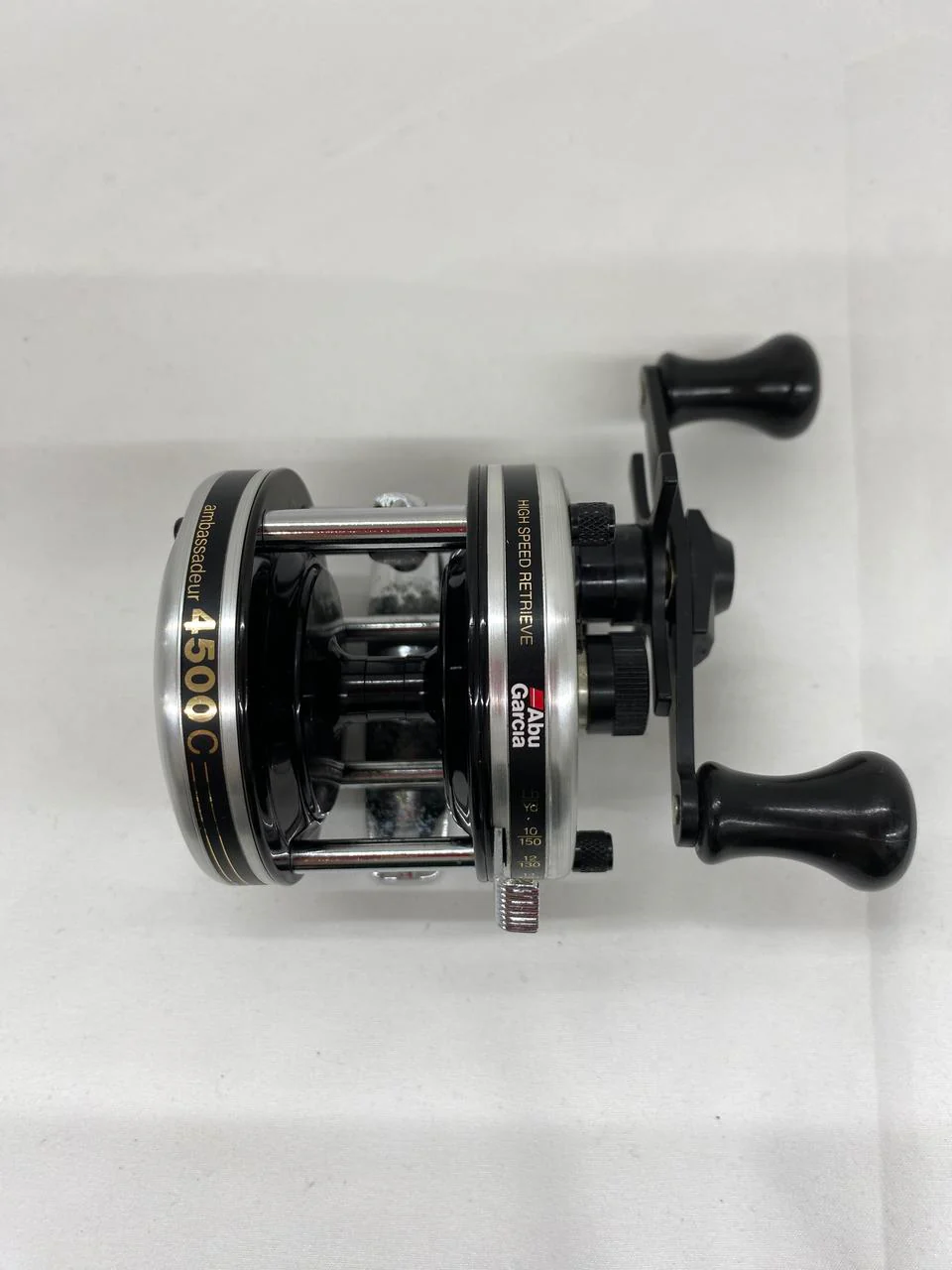 ABUGARCIA Maximum line reel (cm): 60 Handle length (mm): 105 AMBASSADEUR 4500C