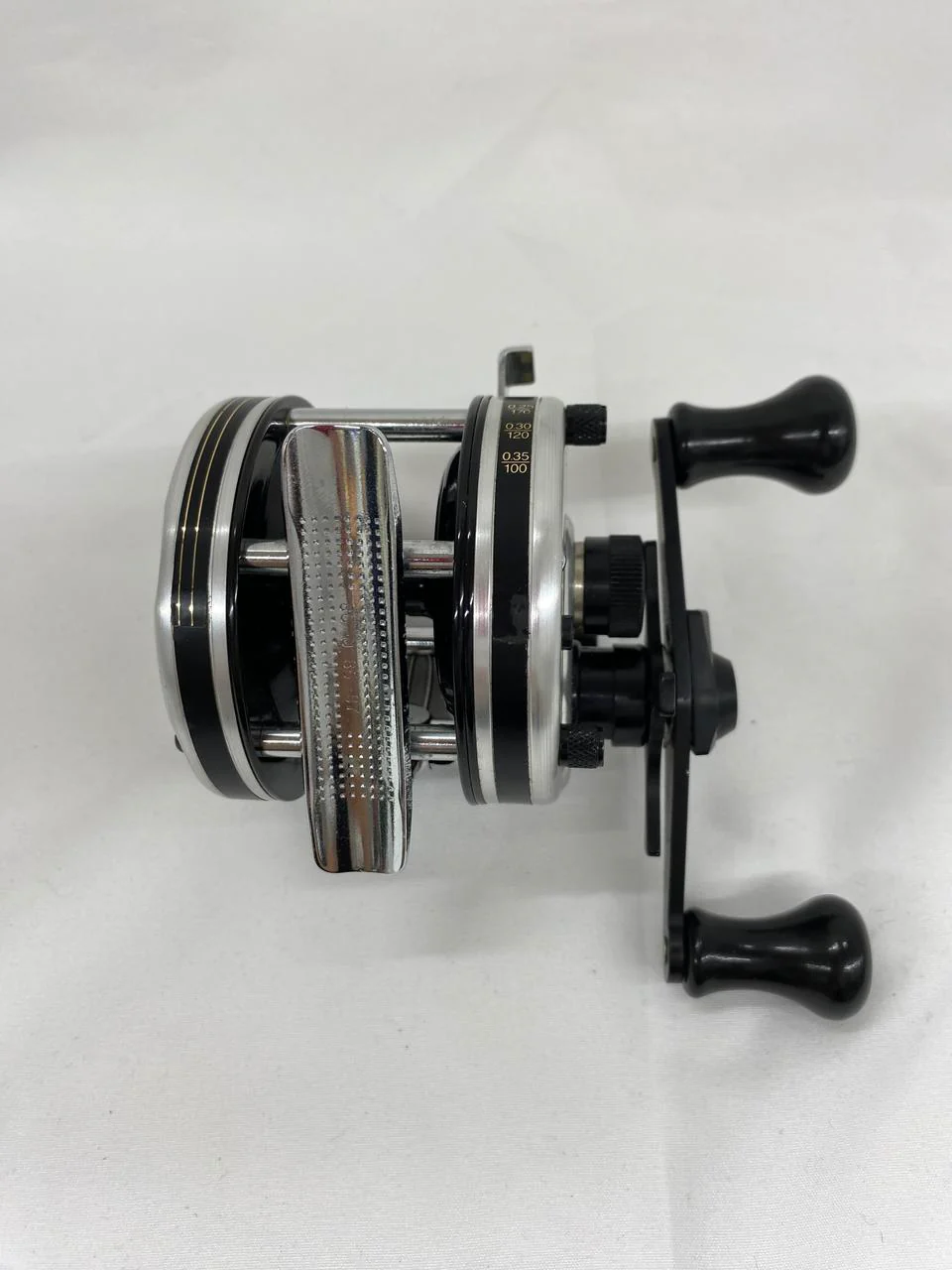 ABUGARCIA Maximum line reel (cm): 60 Handle length (mm): 105 AMBASSADEUR 4500C - Image 4