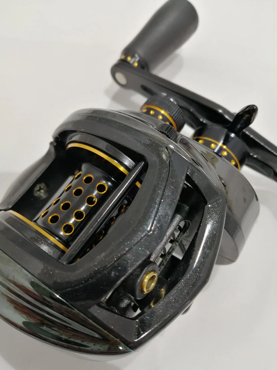 ABUGARCIA REVO BLACK 9 Left Handle - Image 5