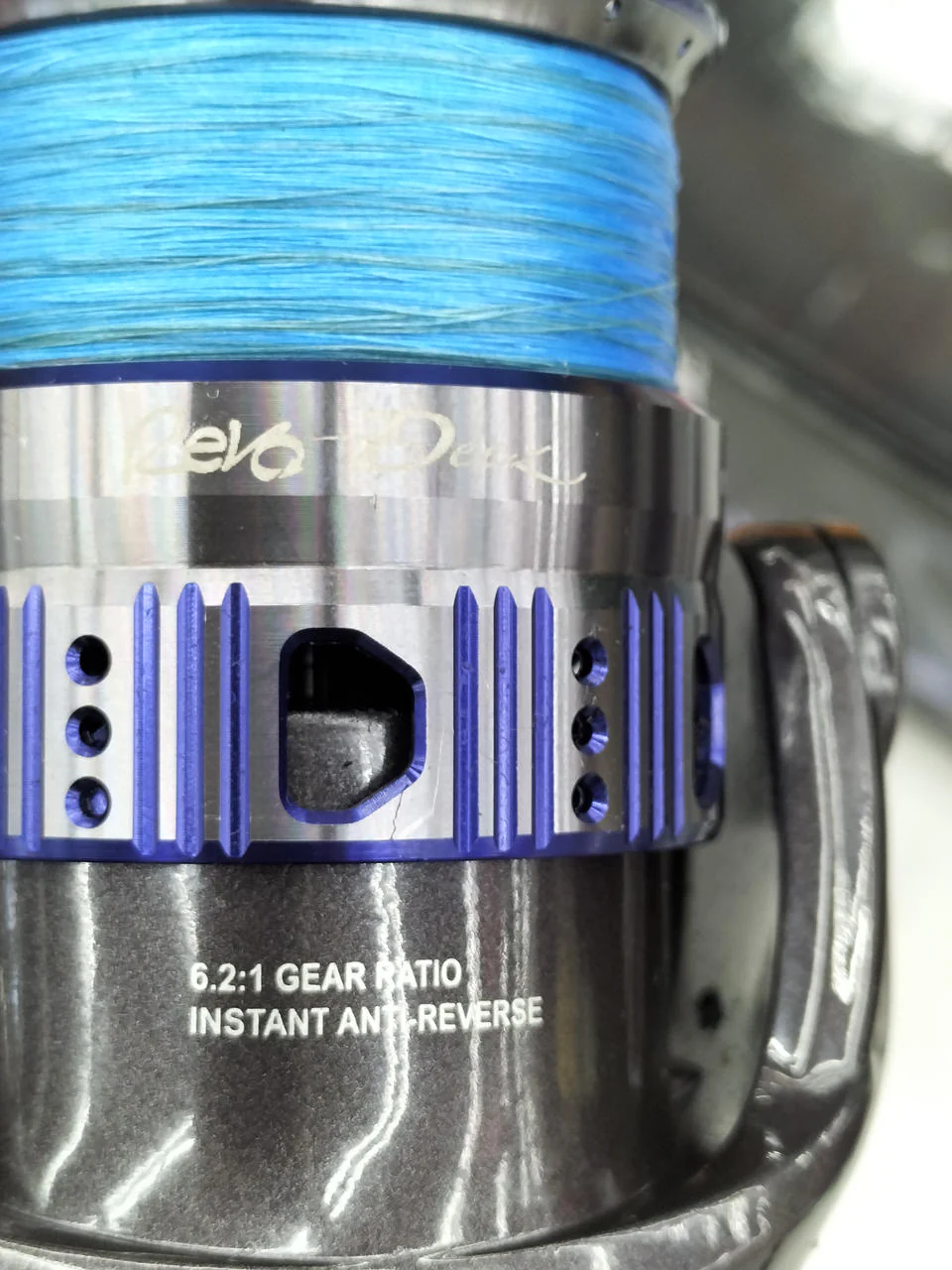AbuGarcia Spinning Reel REVO DEEZ - Image 8