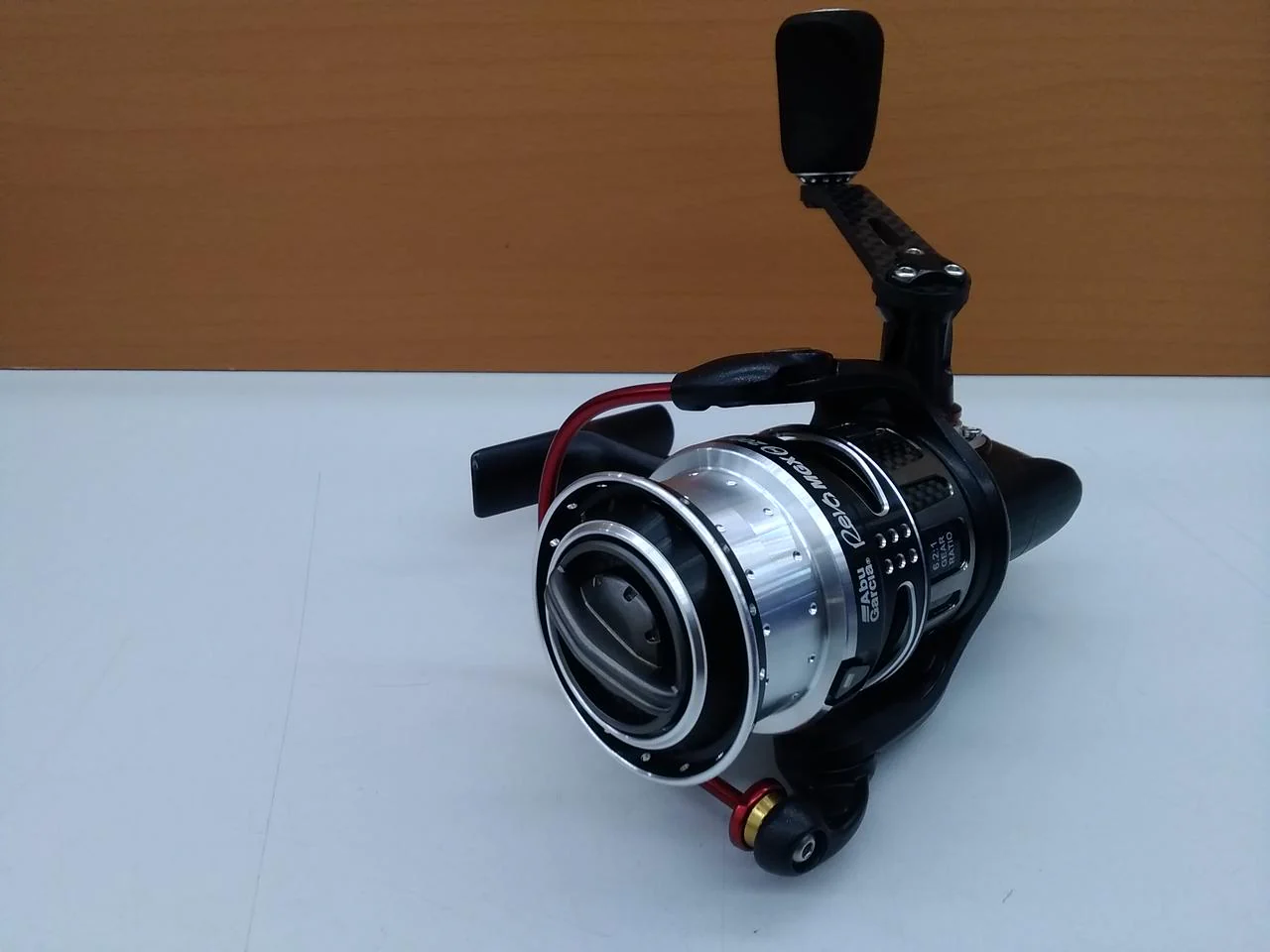 AbuGarcia Spinning Reel REVO MGX THETA 2000SH - Image 2