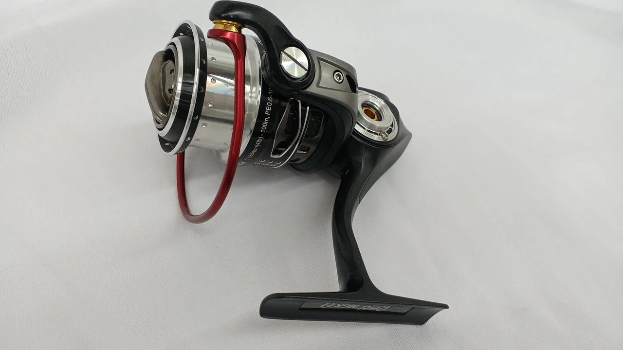 ABUGARCIA Spinning Reel REVO MGX THETA 2000SH