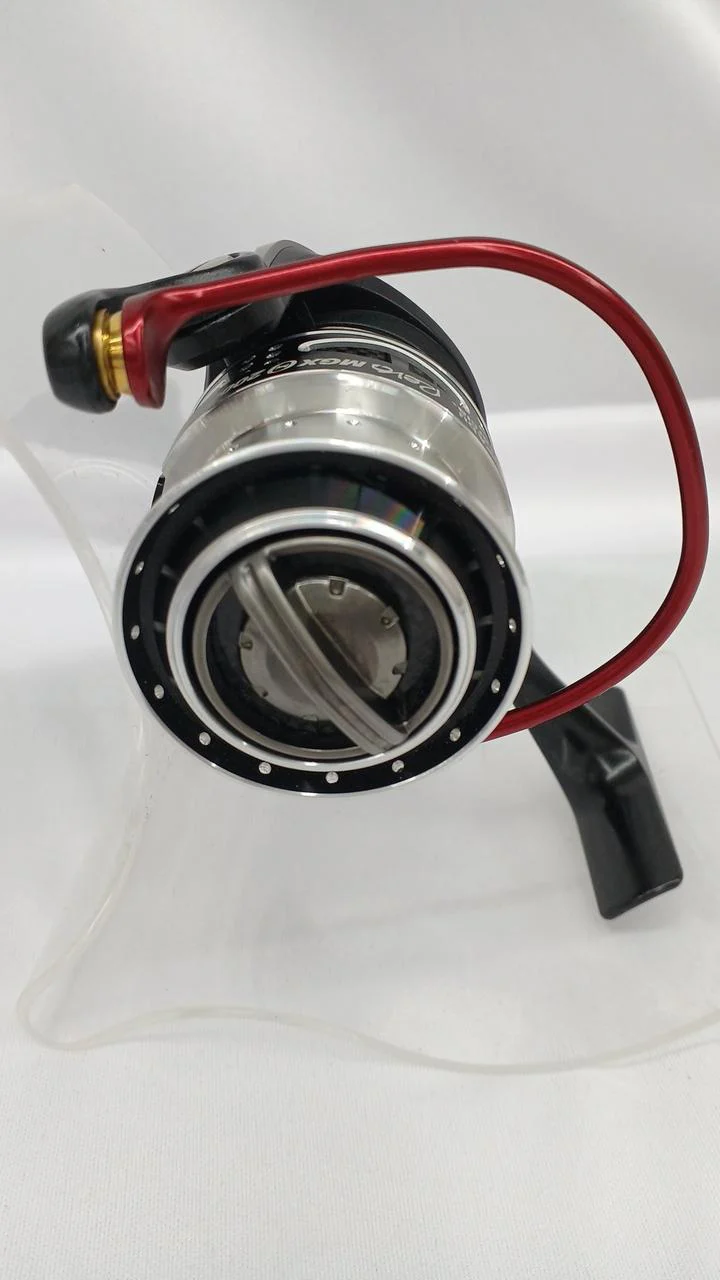 ABUGARCIA Spinning Reel REVO MGX THETA 2000SH - Image 5