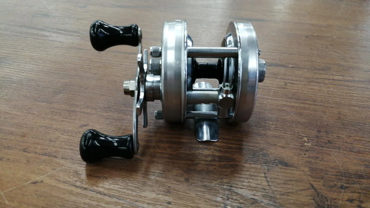 ABUGARCIA Vintage Bait Reel ’77 AMBASSADEUR 4500C - Image 2