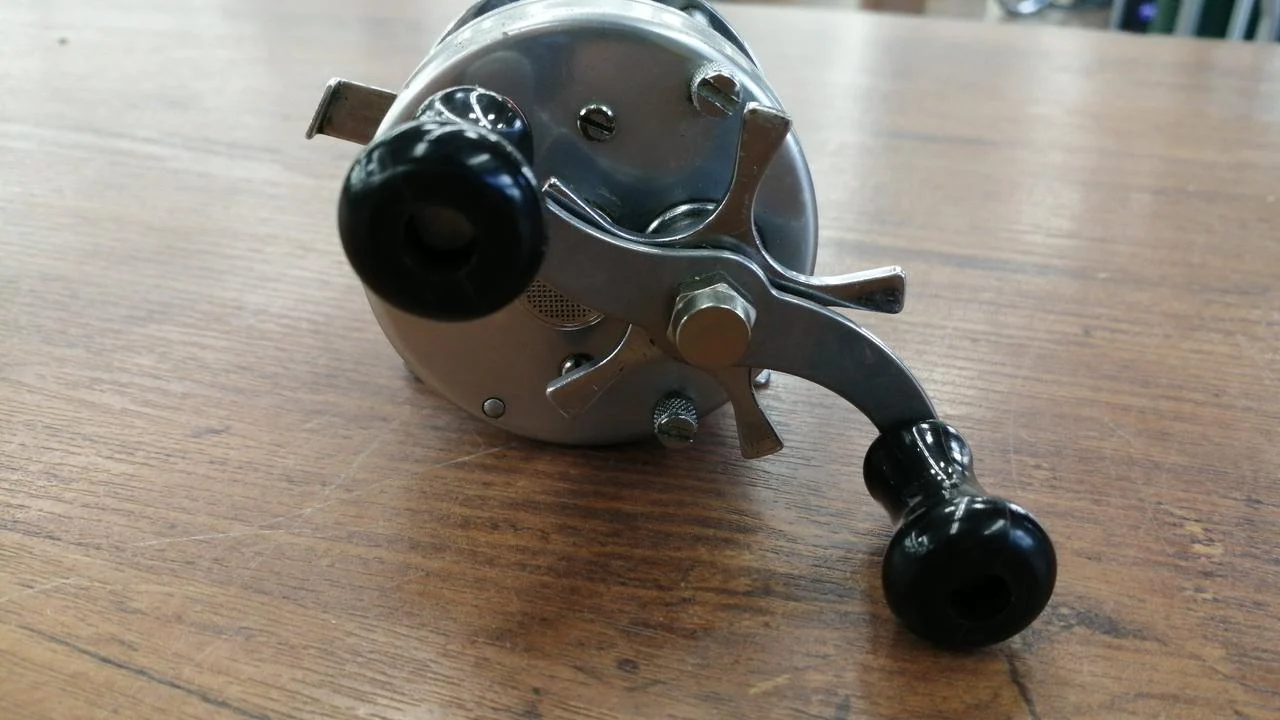 ABUGARCIA Vintage Bait Reel ’77 AMBASSADEUR 4500C - Image 4