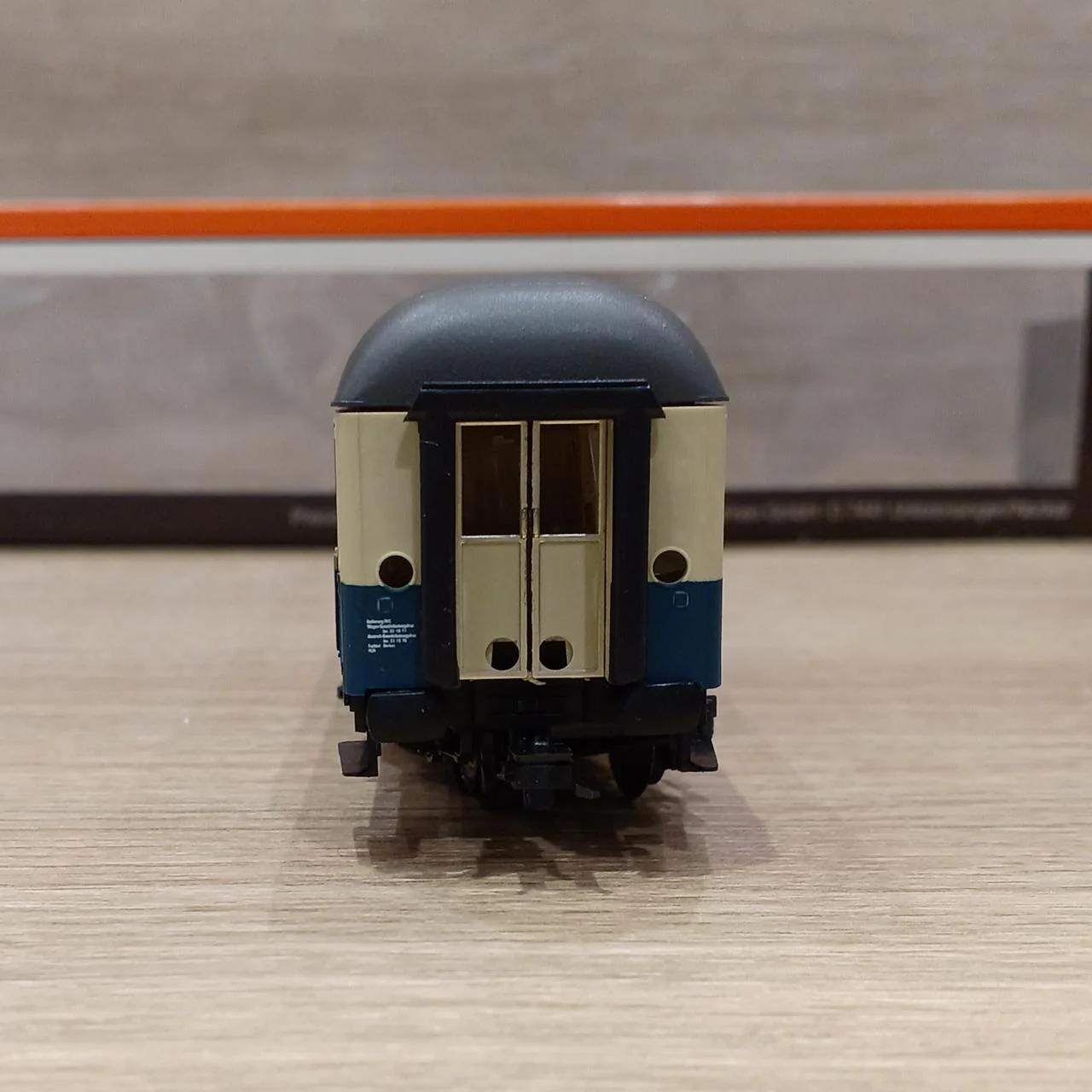 ADE HO gauge German passenger car - Image 2