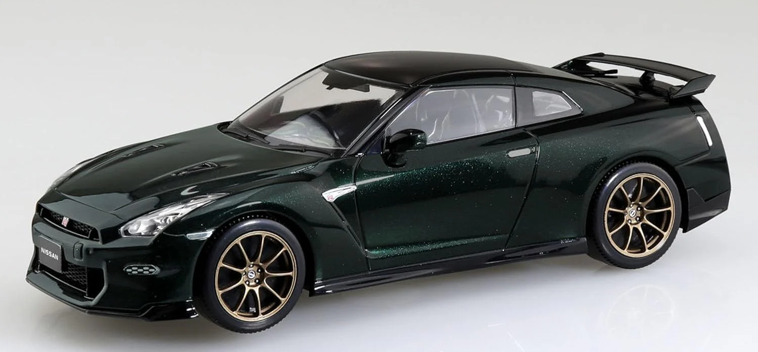 Aoshima 065464 1/32 Bunka Kyozai No. 03-MP Nissan R35 NISSAN GT-R 2024 - Image 3