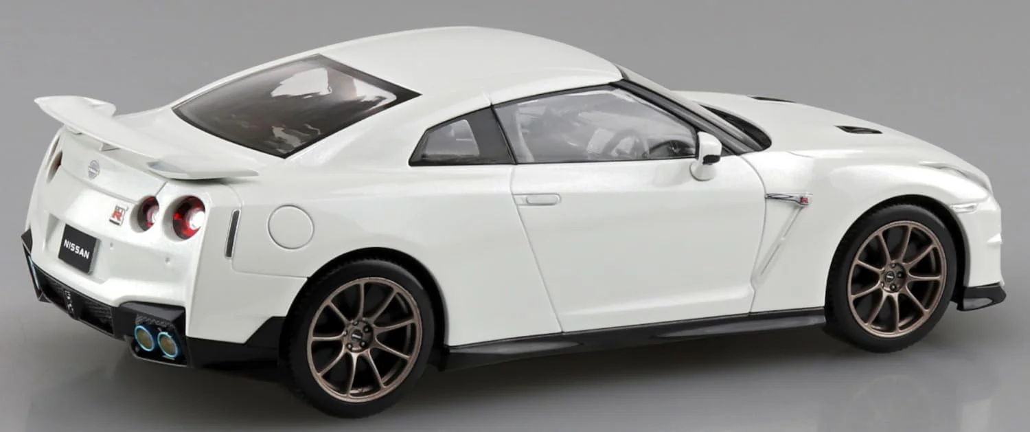Aoshima 065488 1/32 Bunka Kyozai Easy Plastic Snap Kit No.03-BW Nissan R35 NISSAN GT-R 2024 Brilliant White Pearl - Image 7