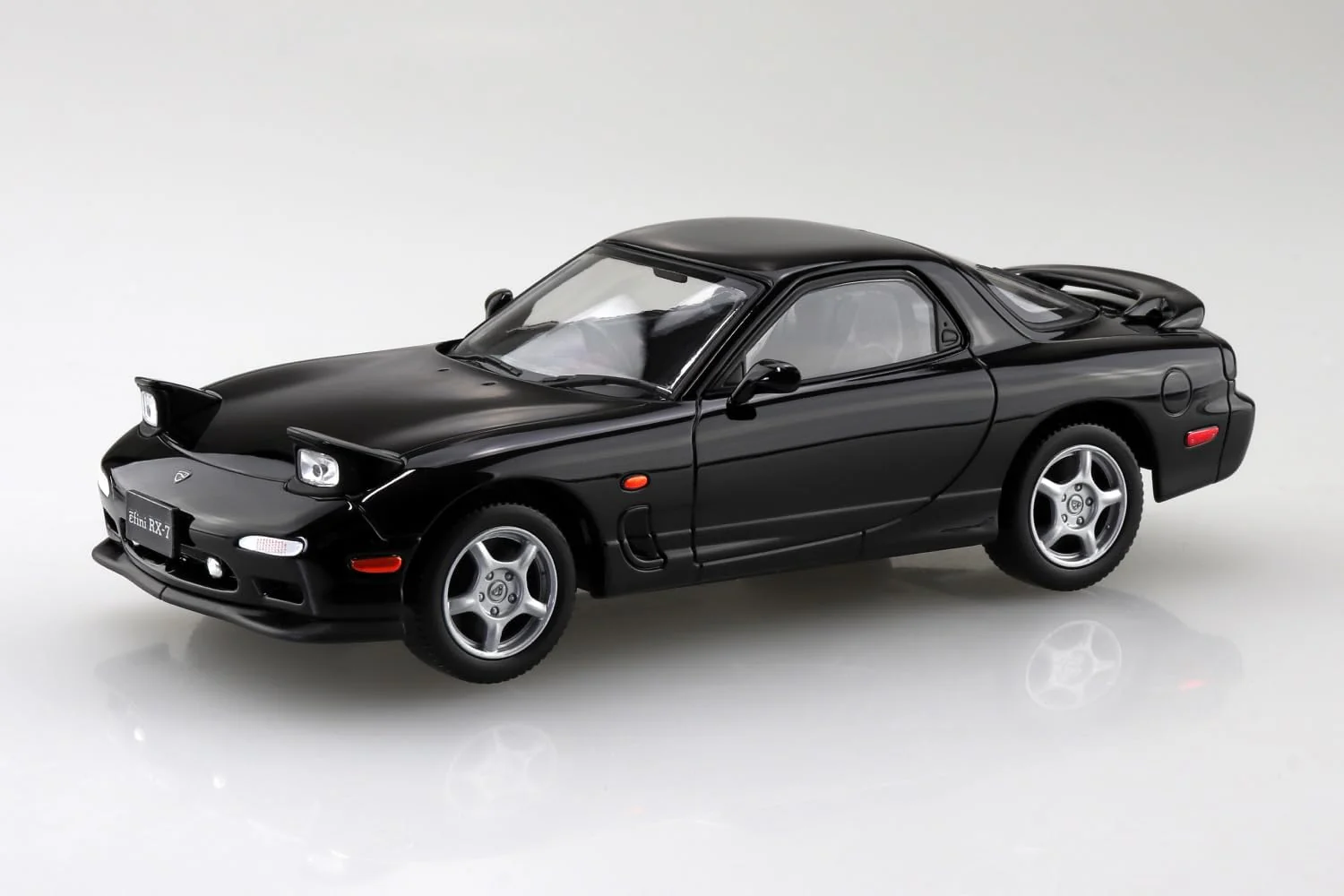 Aoshima 065525 1/32 Bunka Kyozai Raku Plastic Snap Kit No.04-BB Amfini FD3S RX-7 Brilliant Black - Image 3