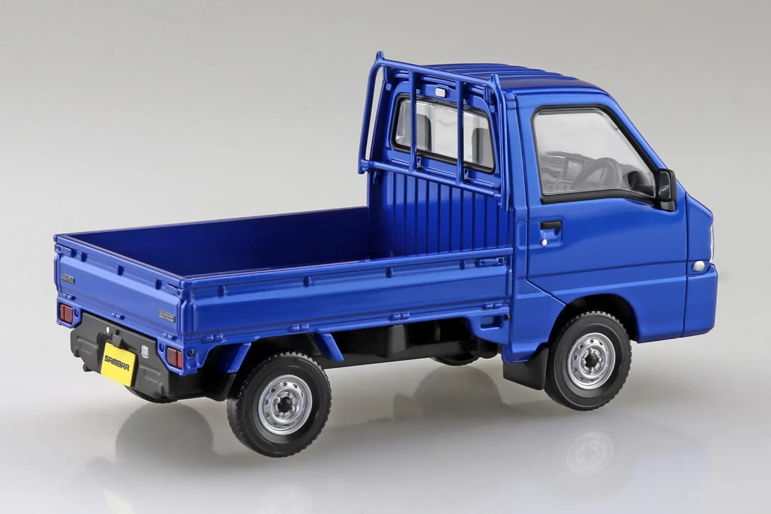 Aoshima 065778 1/32 Raku Plastic Snap Kit No.05-WB Subaru Sambar Truck WR Blue Limited - Image 4