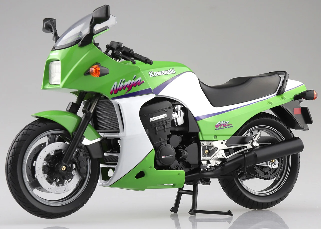 Aoshima 1/12 Complete Bike KAWASAKI GPZ900R Lime Green - Image 3