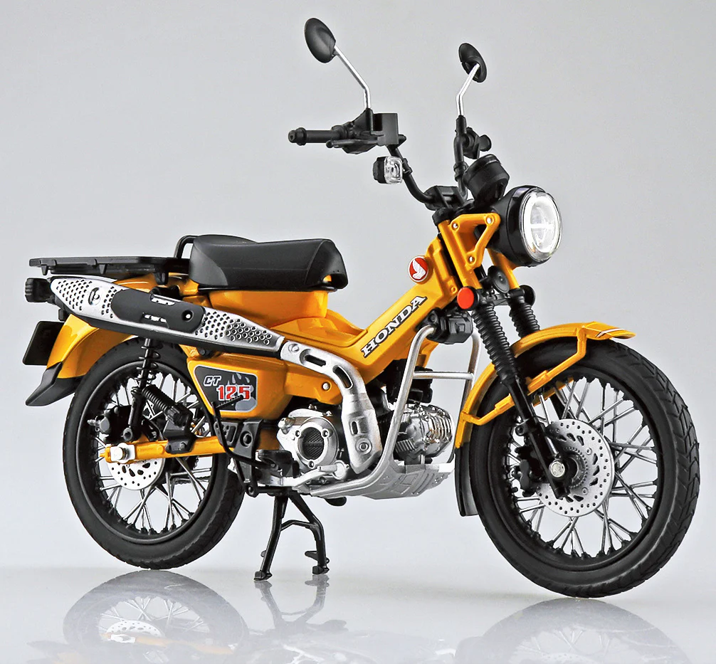 Aoshima 1/12 Honda CT125 Hunter Cub Turmeric Yellow