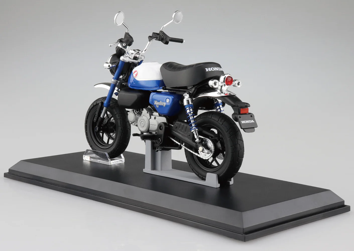 Aoshima 1/12 Honda Monkey 125 '22 Pearl Glitter Ring Blue - Image 2
