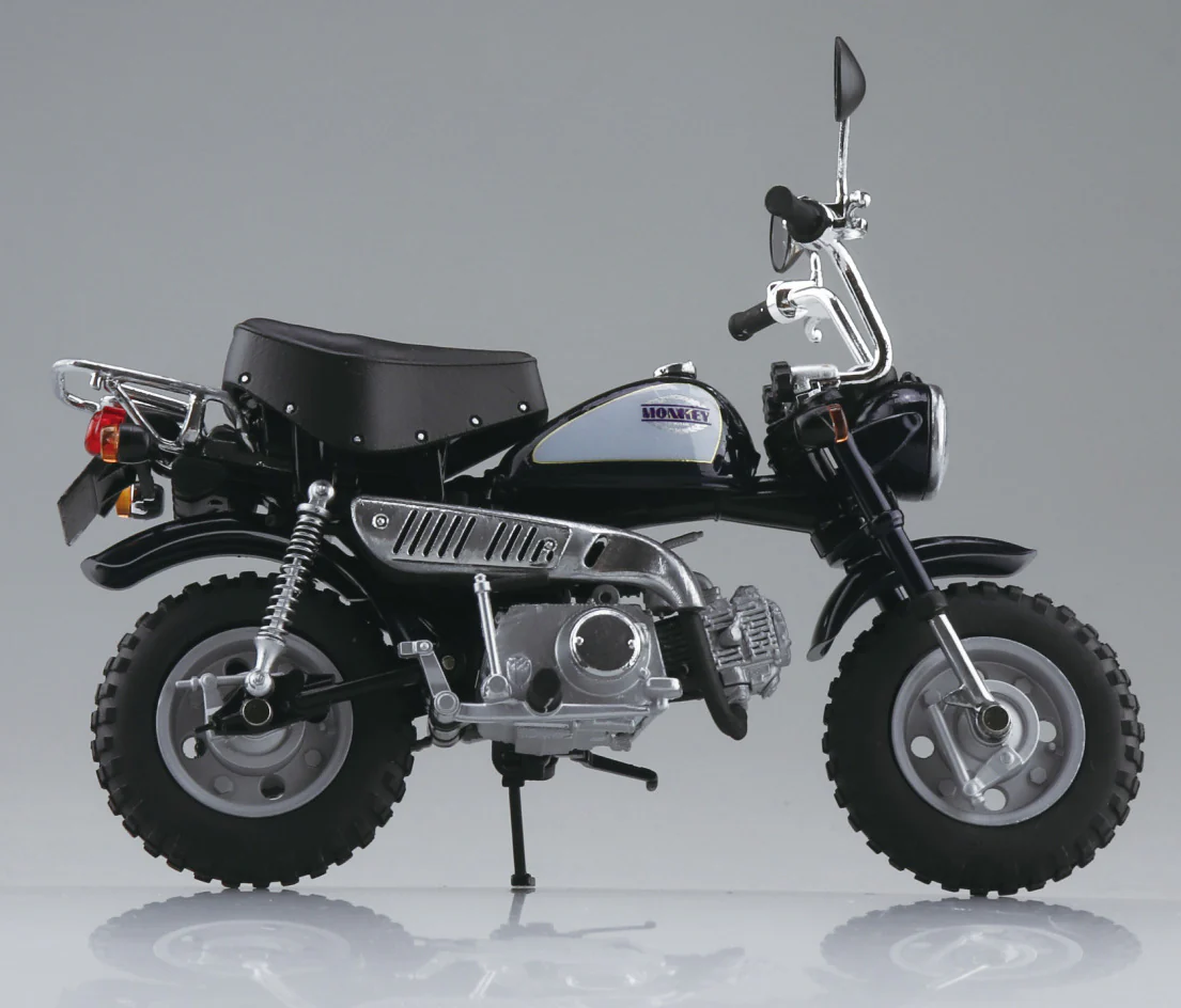 Aoshima 1/12 Honda Monkey Candy Imperial Blue - Image 3