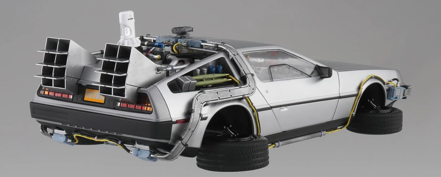 Aoshima 1/24 Movie Mecha No.BT-02 Back to the Future Part II Time Machine - Image 9