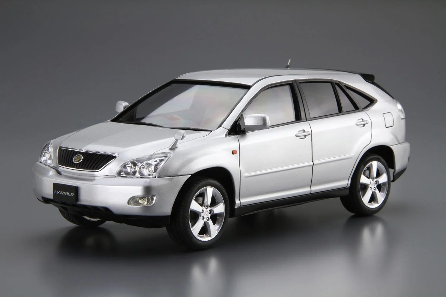 Aoshima 1/24 The Model Car No. 105 Toyota GSU30W Harrier 350G Premium L Package '06 - Image 4