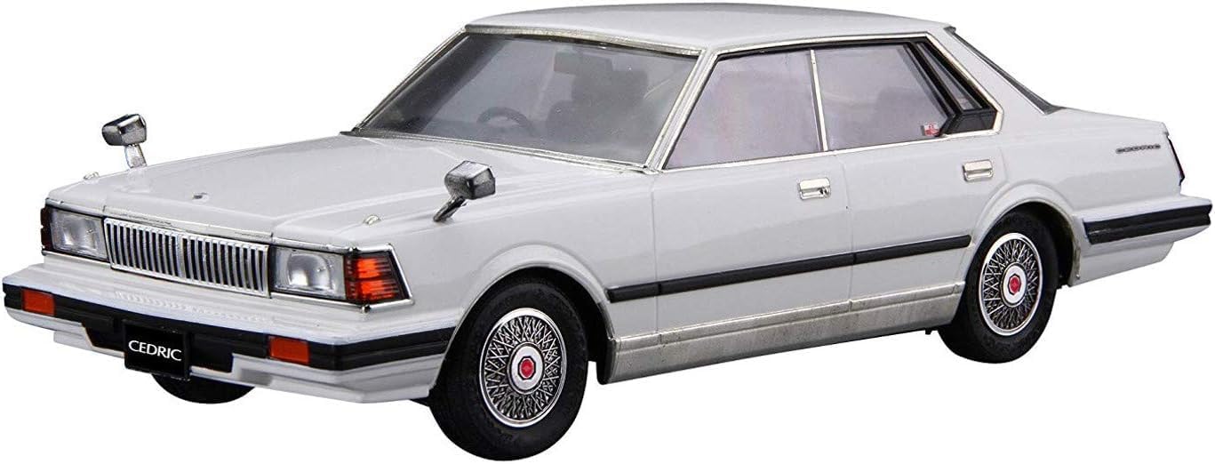 Aoshima 1/24 The Model Car No. 57 Nissan P430 Cedric/Gloria 4HT280E Brougham '82