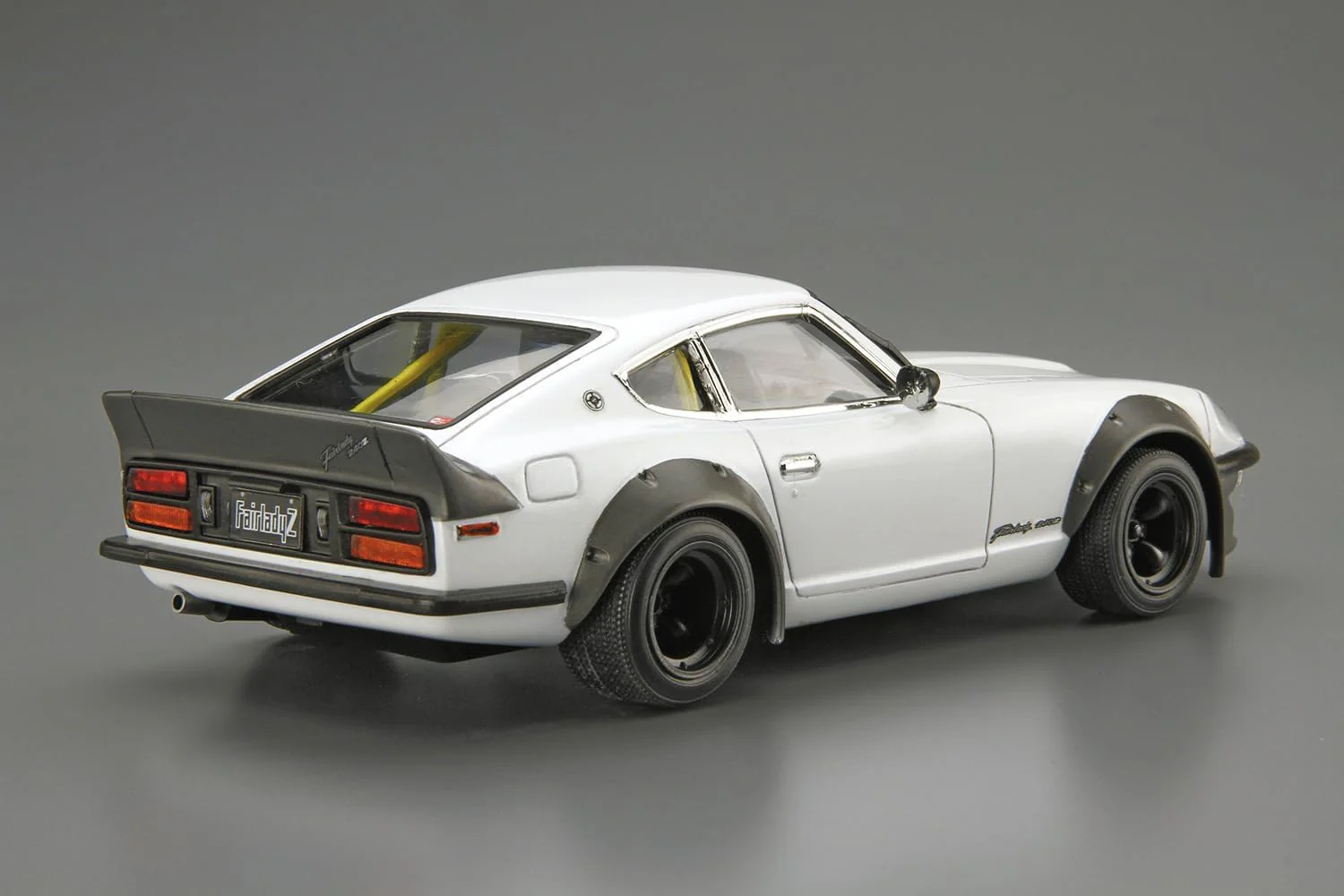 Aoshima 1/24 The Model Car Series No.128 Nissan S30 Fairlady Z Aero Custom Ver.2 '75 - Image 3