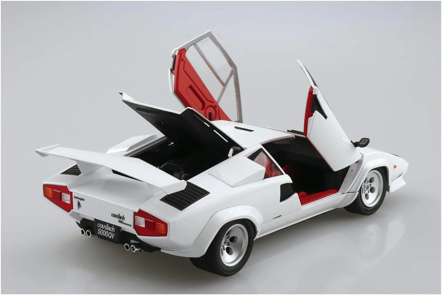 Aoshima 1/24 The Supercar No. 09 '85 Lamborghini Countach 5000QV - Image 5