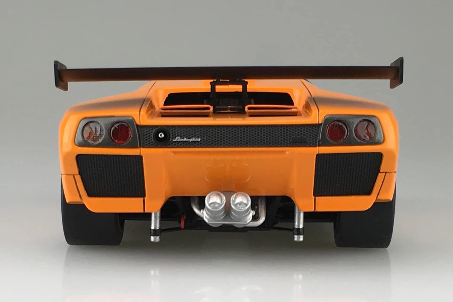 Aoshima 1/24 The Supercar No. 20 '99 Lamborghini Diablo GTR - Image 11