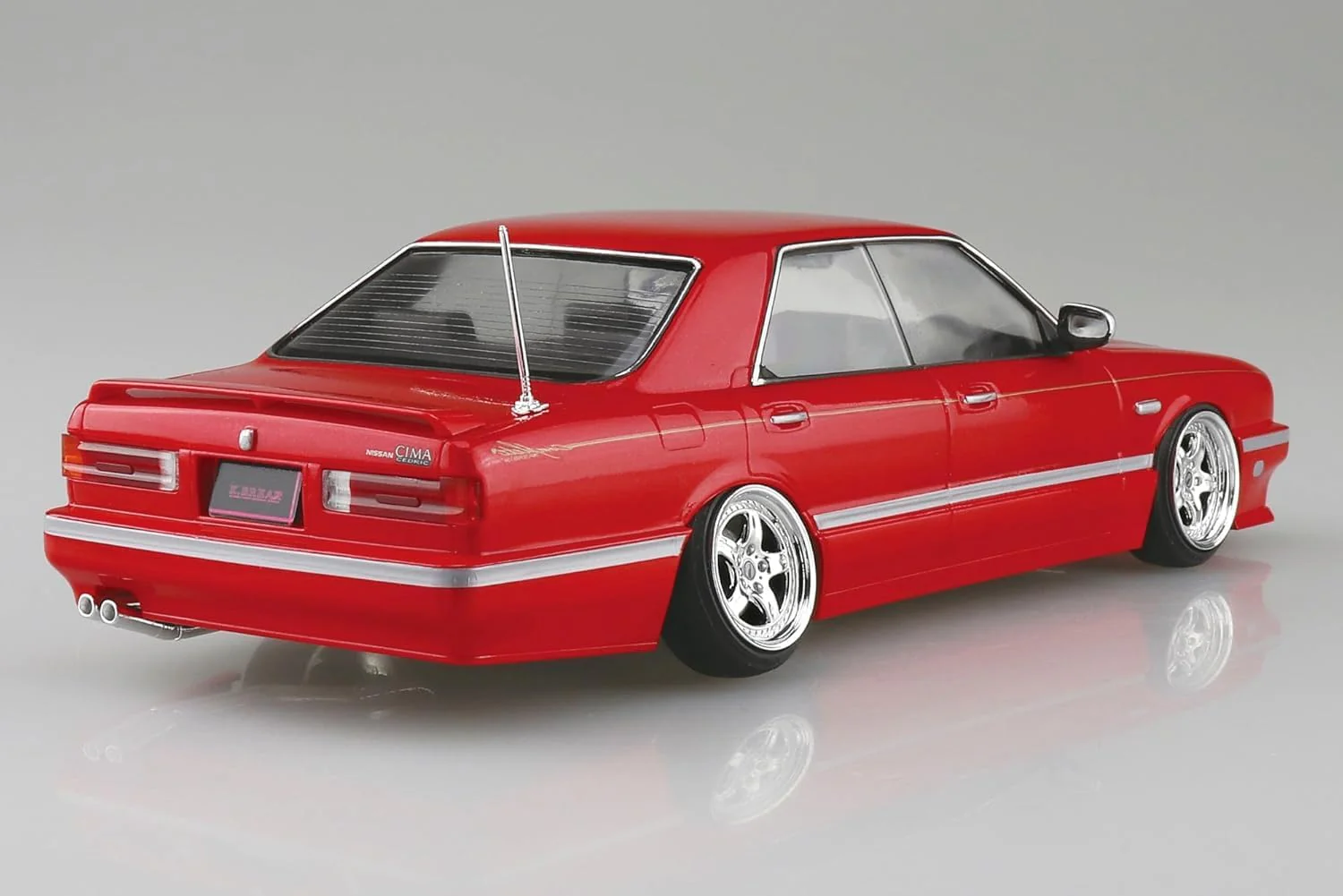 Aoshima 1/24 The Tuned Car No.14 Y31 Cima Ohbayashi Ver. '89 (Nissan) - Image 4