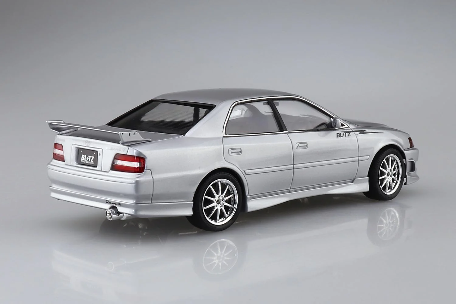 Aoshima 1/24 The Tuned Car No.79 Blitz JZX100 Chaser Tourer V 1996 (Toyota) - Image 2