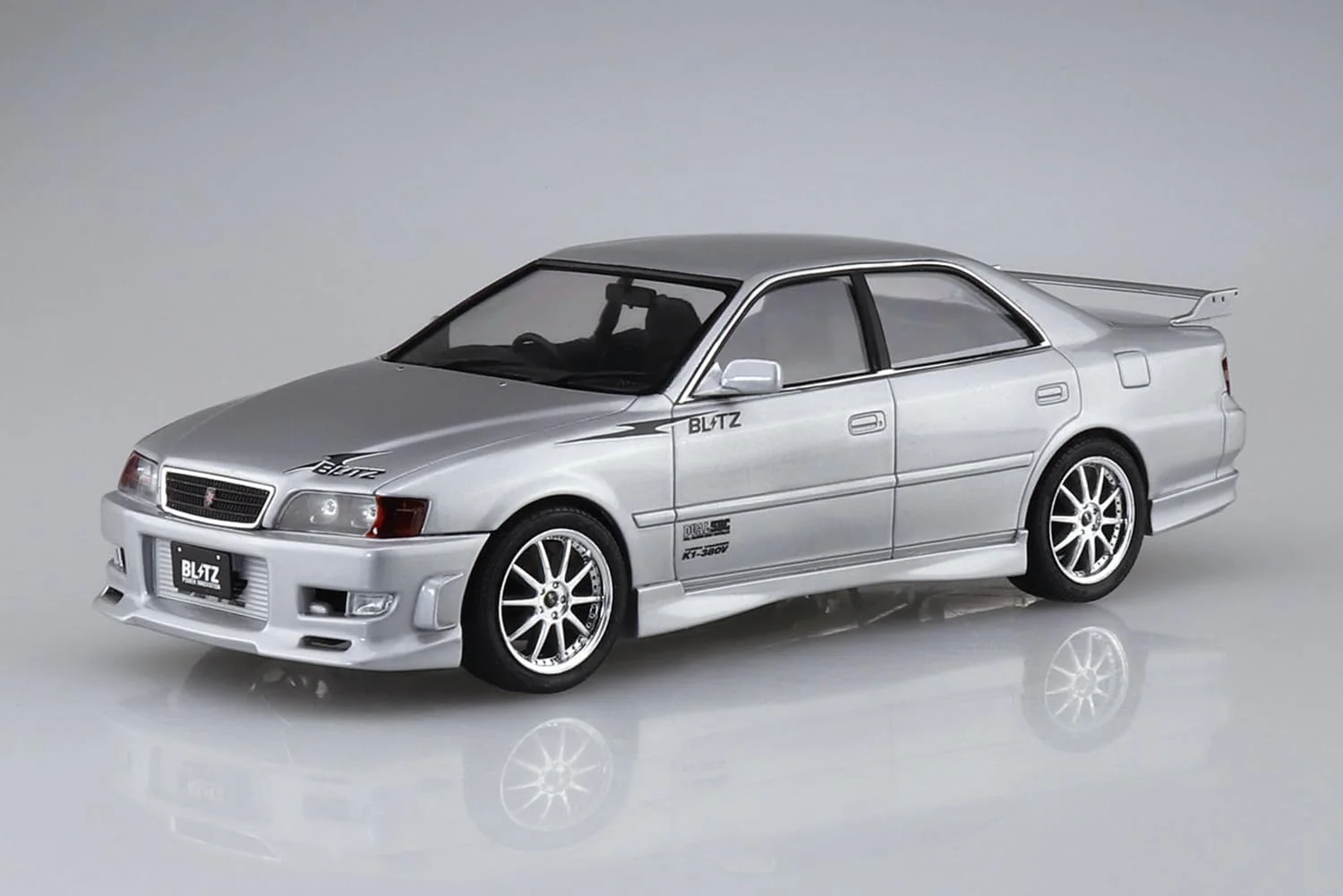 Aoshima 1/24 The Tuned Car No.79 Blitz JZX100 Chaser Tourer V 1996 (Toyota) - Image 3