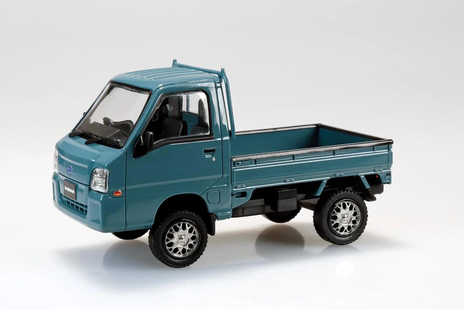 Aoshima 1/32 RakuPla Snap Kit No.05CU-BG Subaru Sambar Truck Custom Wheels Blue Gray - Image 3