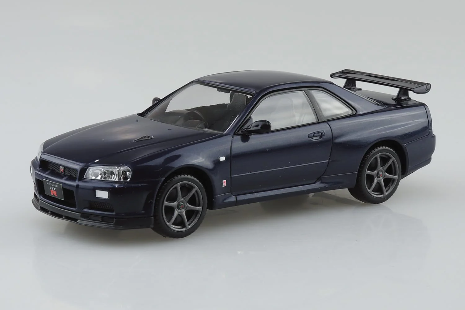 Aoshima 1/32 RakuPla Snap Kit No.12-MP Nissan R34 Skyline GT-R Midnight Purple - Image 7