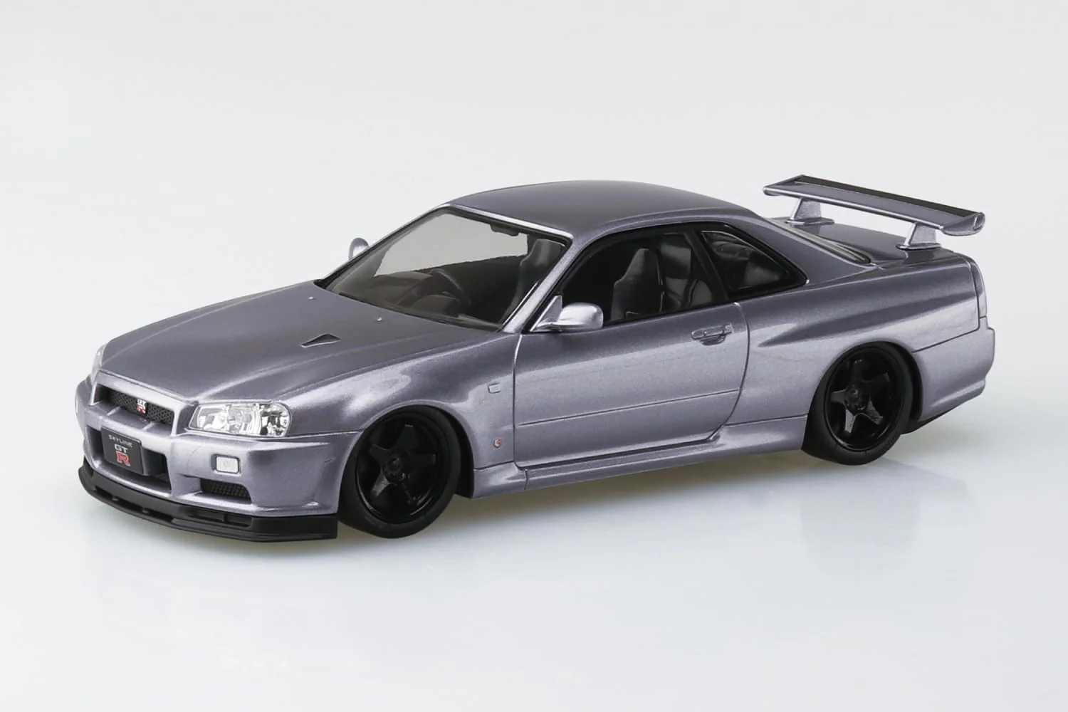 Aoshima 1/32 RakuPla Snap Kit No.12CU-AS Nissan R34 Skyline GT-R Custom Wheels (Athlete Silver) - Image 3