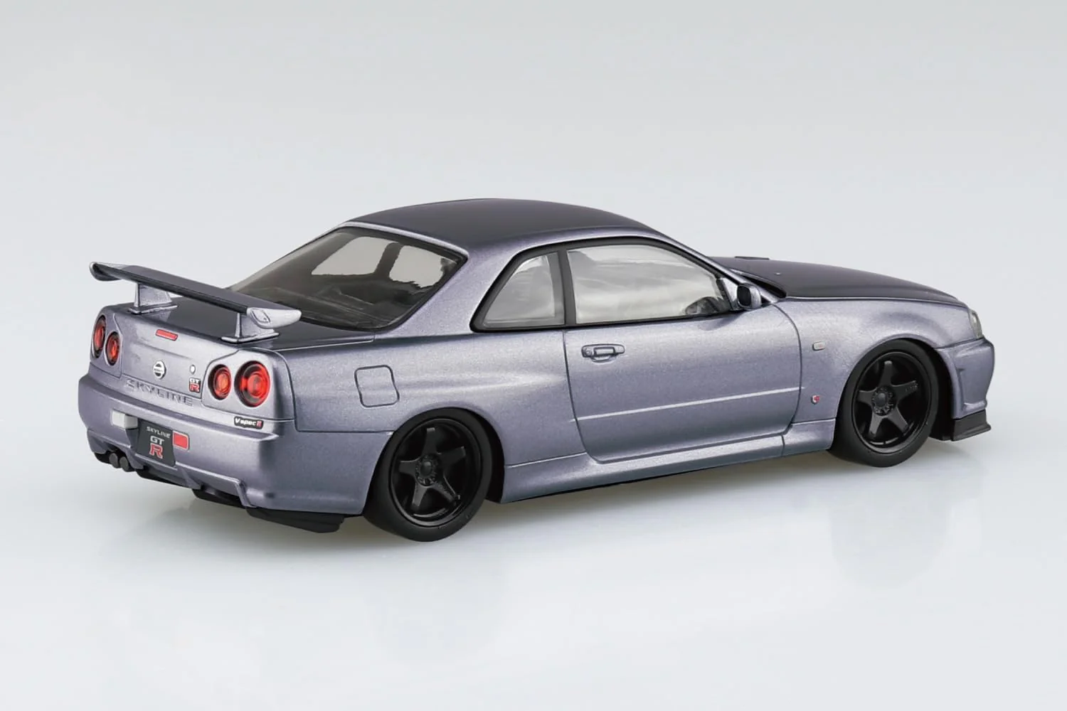 Aoshima 1/32 RakuPla Snap Kit No.12CU-AS Nissan R34 Skyline GT-R Custom Wheels (Athlete Silver) - Image 4