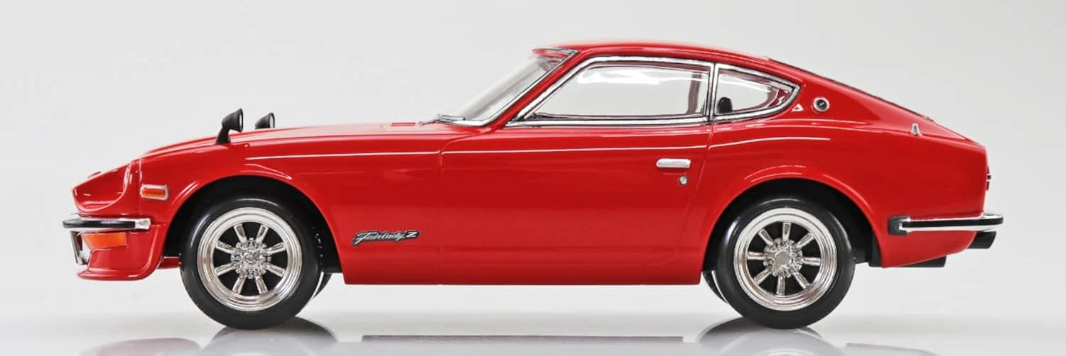 Aoshima 1/32 RakuPla Snap Kit No.15CU-RD Nissan S30 Fairlady Z Custom (Red) - Image 10