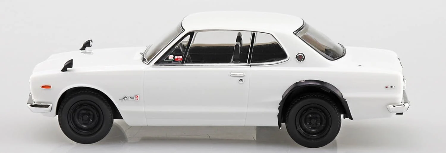 Aoshima 1/32 RakuPla Snap Kit No.16-WH Nissan C10 Skyline 2000GT-R (White) - Image 10