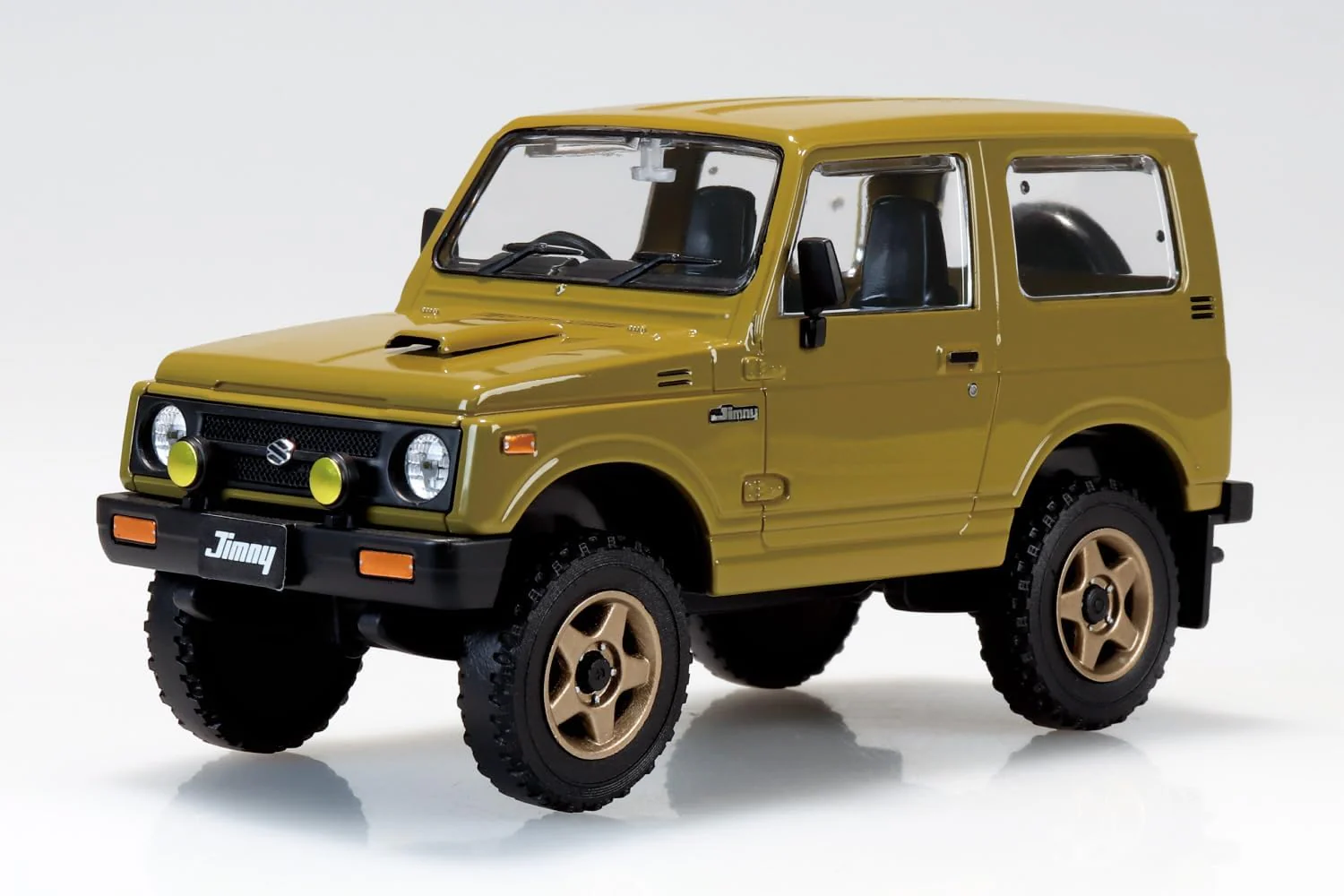 Aoshima 1/32 RakuPla Snap Kit No.18CU-OE Suzuki JA11 Jimny Custom Wheel (Olive) - Image 2