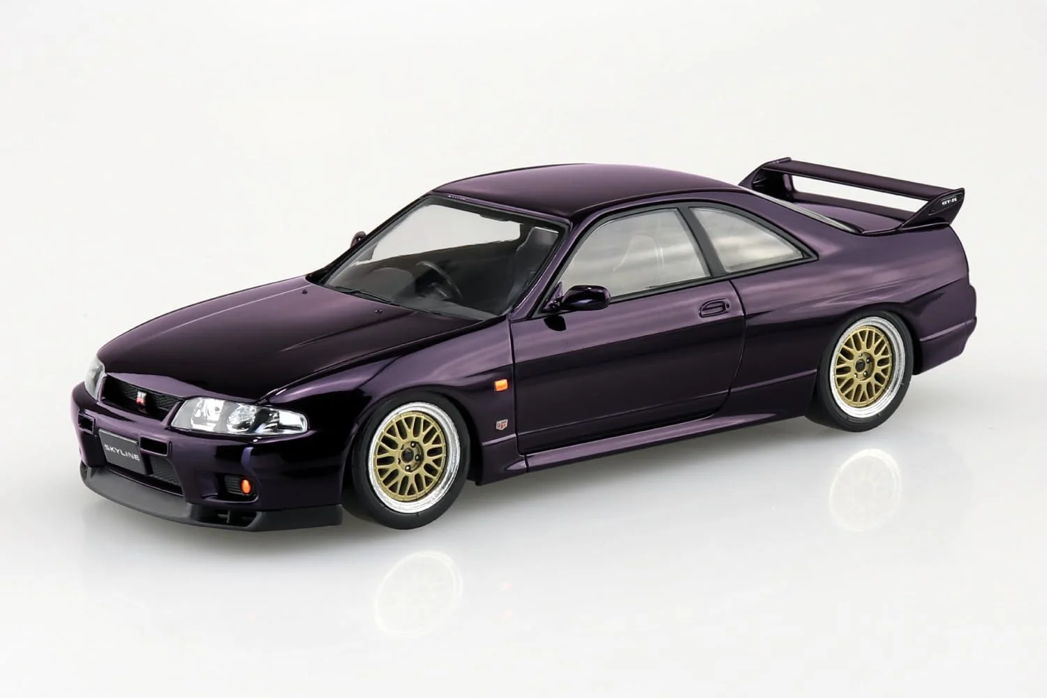 Aoshima 1/32 RakuPla Snap Kit No.21CU-MP Nissan R33 Skyline GT-R Custom Wheel (Midnight Purple) - Image 3