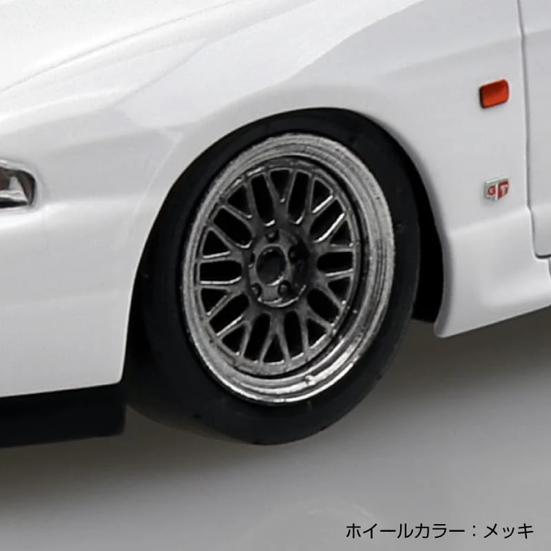 Aoshima 1/32 RakuPla Snap Kit No.21CU-WE Nissan R33 Skyline GT-R Custom Wheel (White) - Image 4
