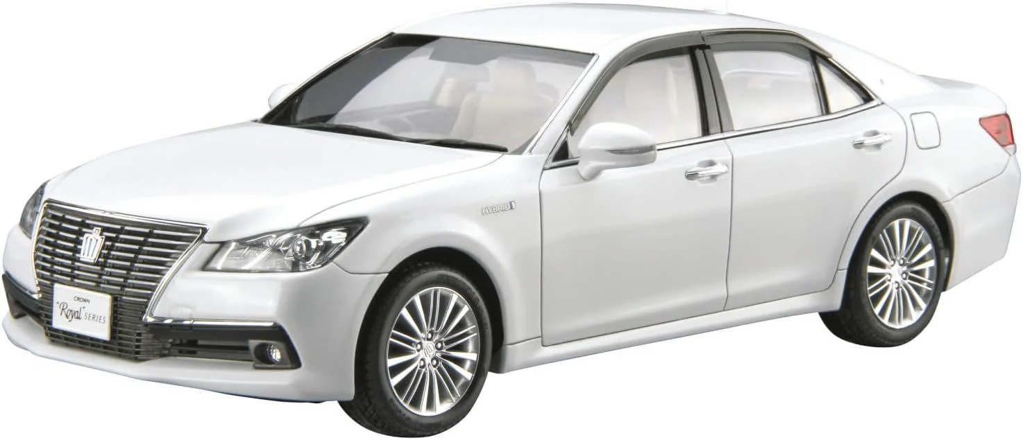 Aoshima Bunka Kyozai 1/24 The Model Car Series No.121 Toyota GRS210/AWS210 Crown Royal Saloon G 2015 - Image 3