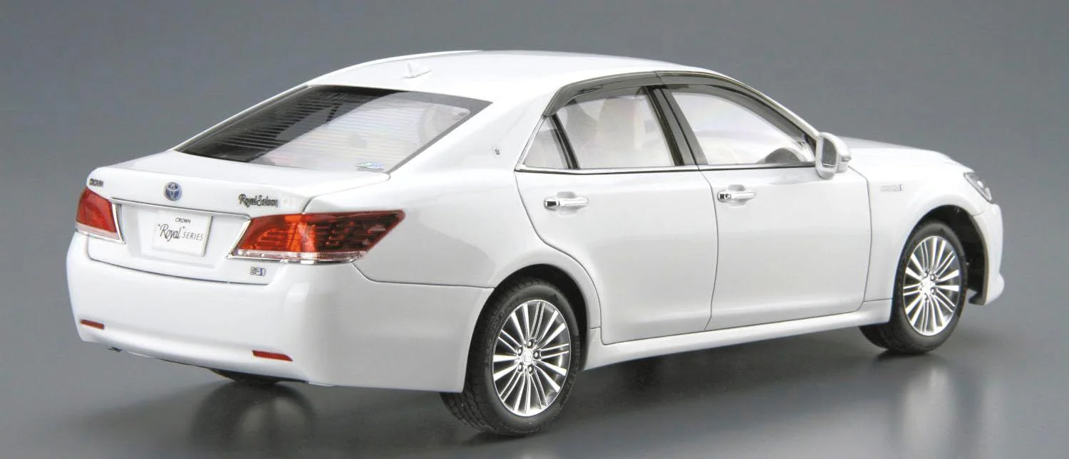 Aoshima Bunka Kyozai 1/24 The Model Car Series No.121 Toyota GRS210/AWS210 Crown Royal Saloon G 2015 - Image 4