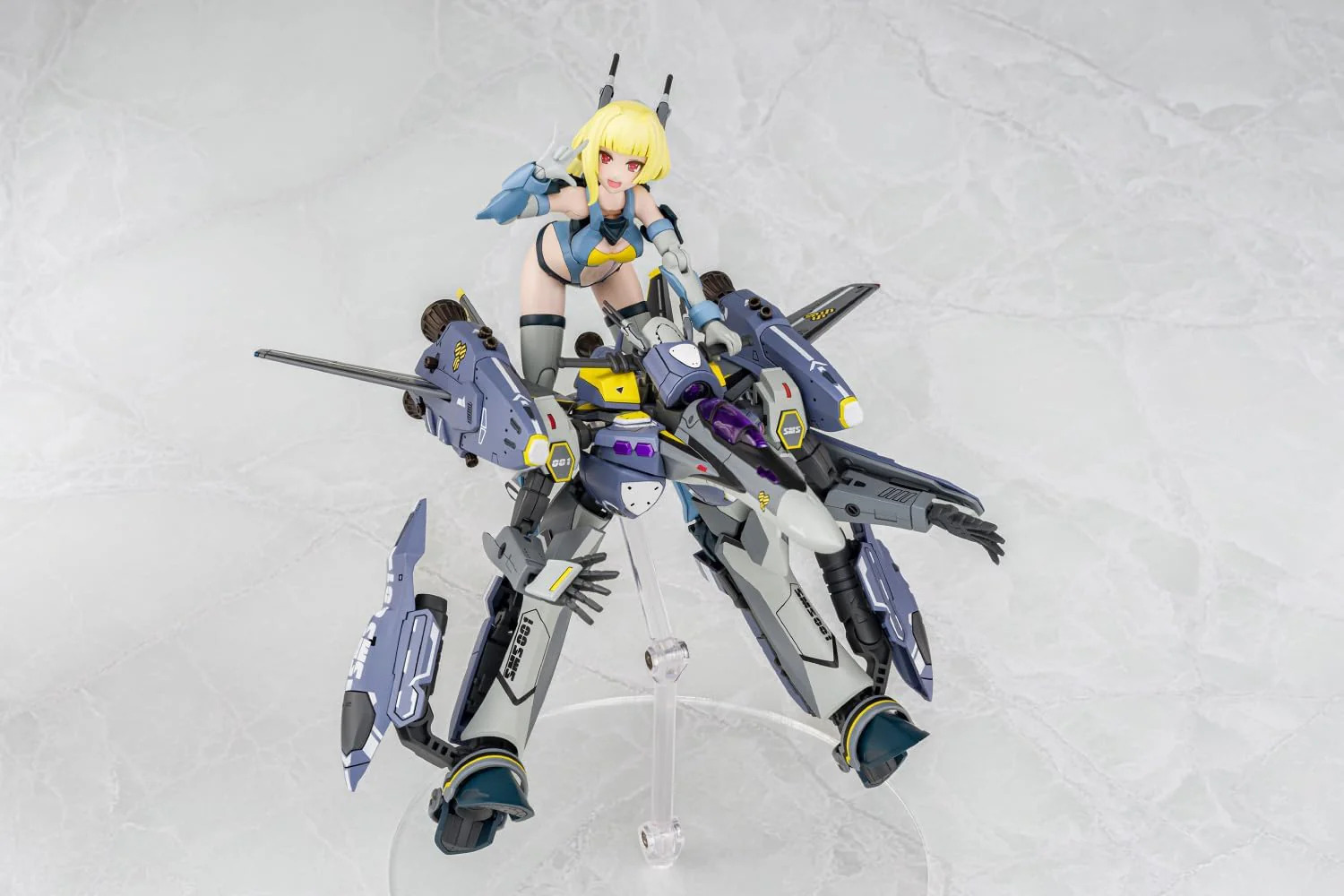 Aoshima V.F.G. MC-18 Macross F VF-25S Super Messiah - Image 19