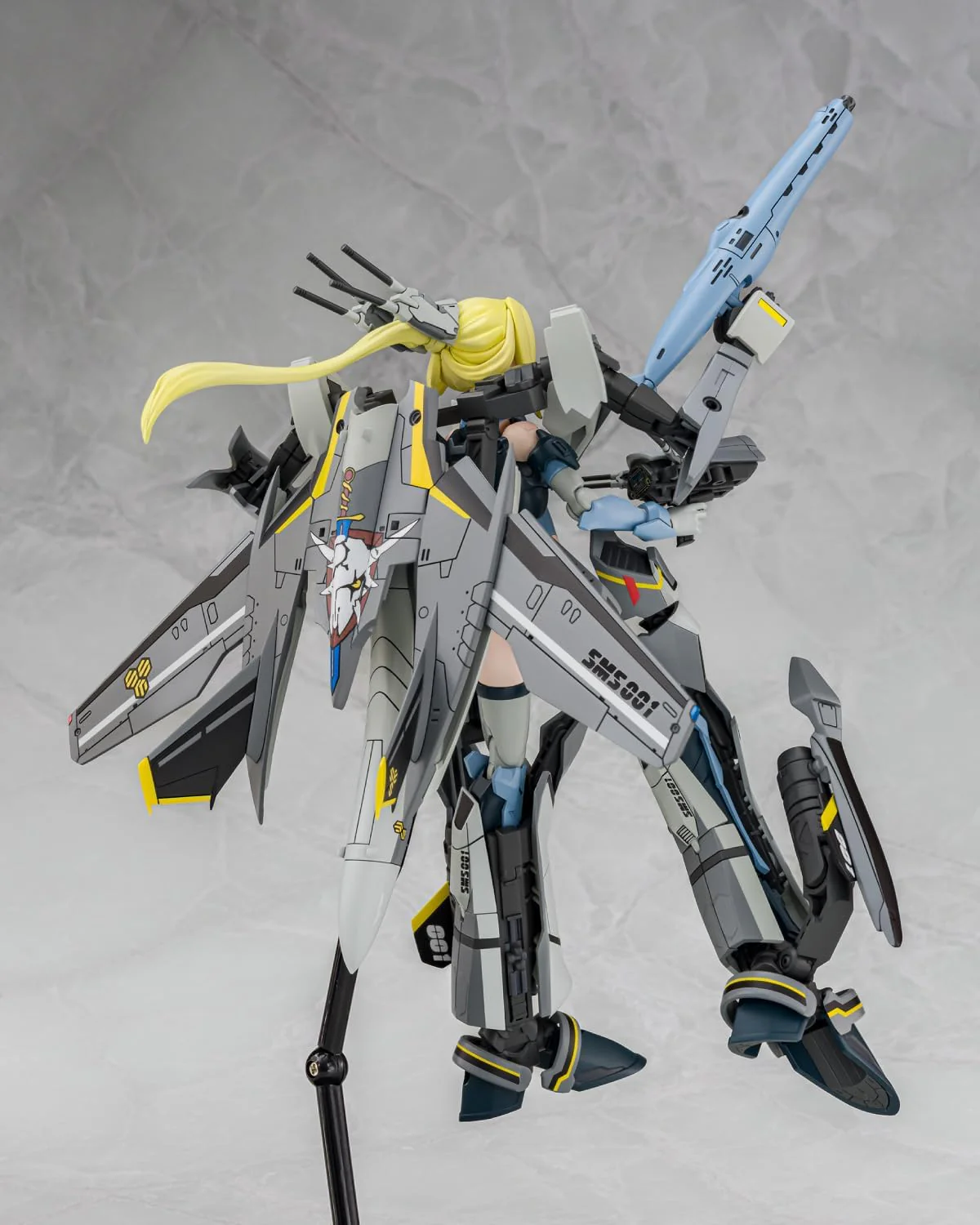 Aoshima V.F.G. MC-18 Macross F VF-25S Super Messiah - Image 23