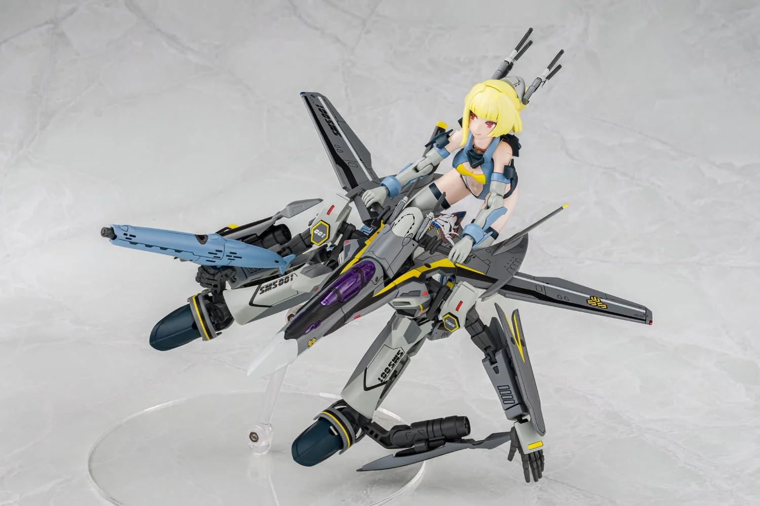 Aoshima V.F.G. MC-18 Macross F VF-25S Super Messiah - Image 8