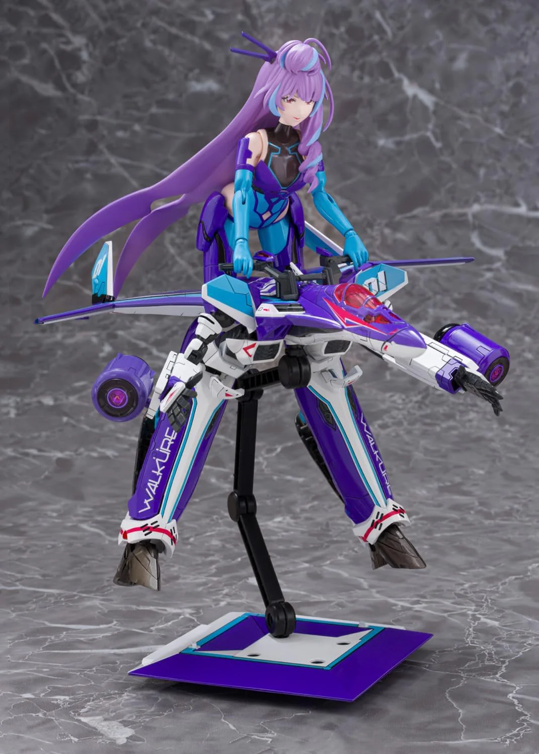 Aoshima V.F.G. No.MC-17 Macross Delta VF-31J Siegfried Mikumo Guynemer - Image 19