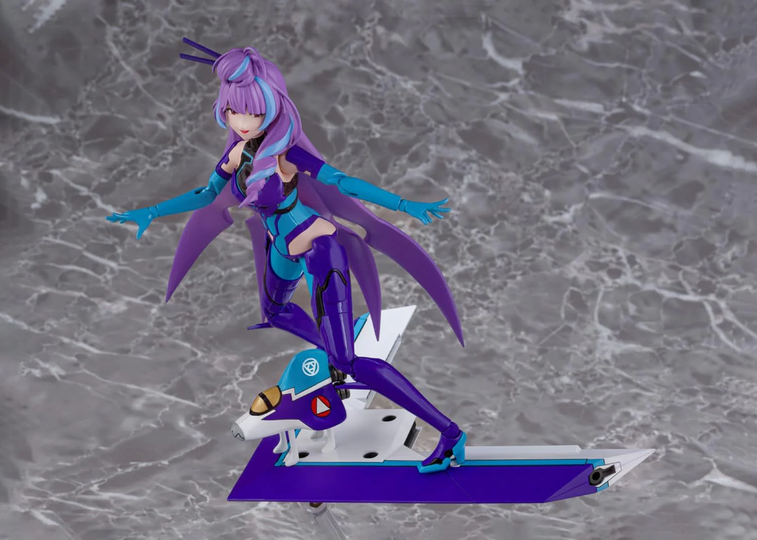 Aoshima V.F.G. No.MC-17 Macross Delta VF-31J Siegfried Mikumo Guynemer - Image 35