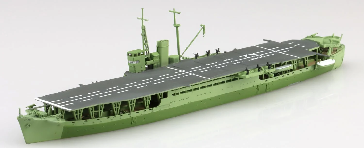 Aoshima WL564 1/700 Japanese Army Type C Special Ship Akitsu Maru - Image 3