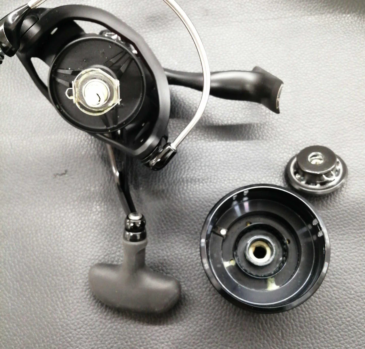 APIA Spinning Reel VENTURA 3012 LUNKER CUSTOM - Image 5
