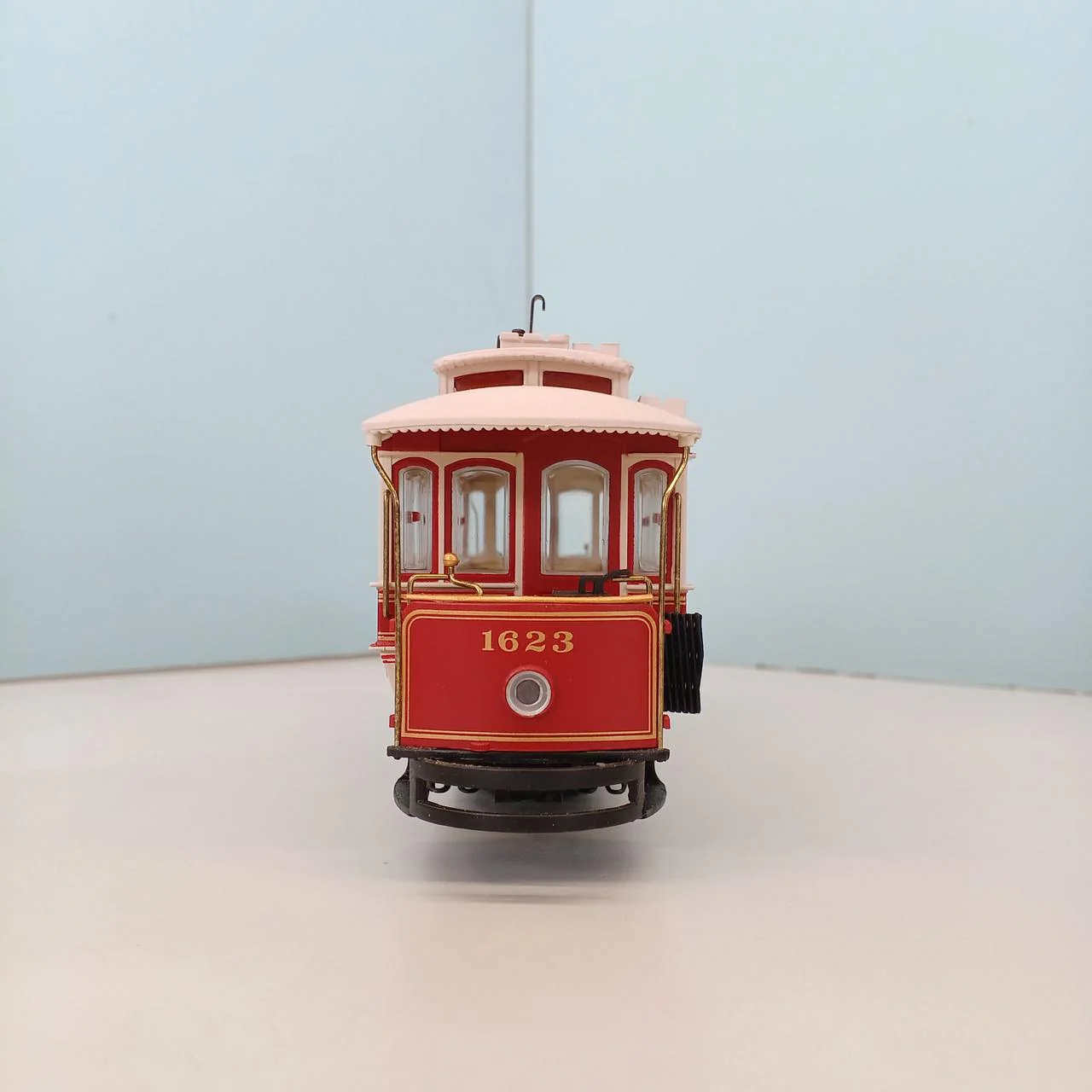 BACHMANN CLOSEDSTREETCAR UNITEDTRACTION - Image 4