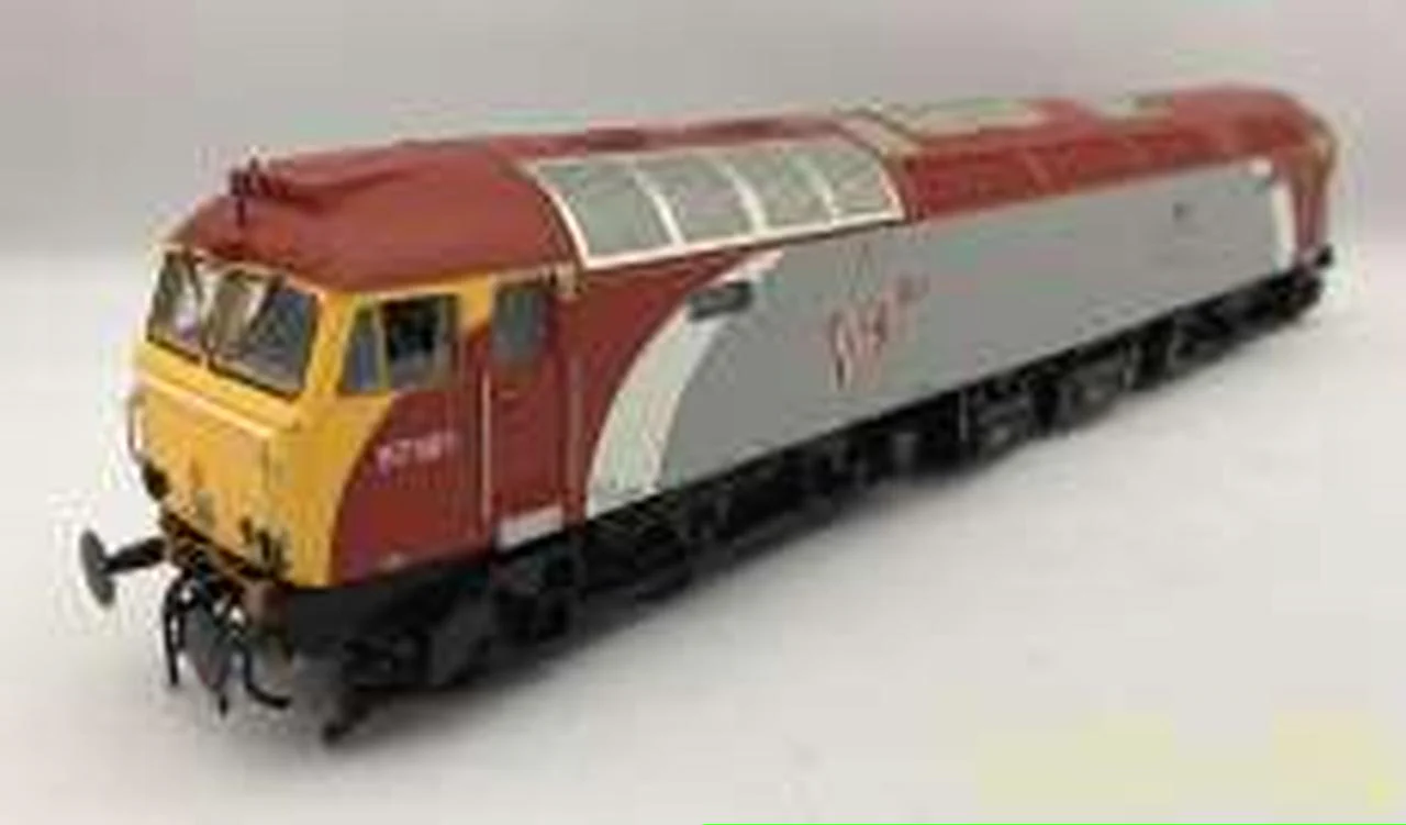 BACHMANN Diesel locomotive CLASS57/0 57301 SCOTT TRACY - Image 3