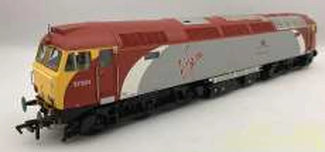 BACHMANN Diesel locomotive CLASS57/0 57301 SCOTT TRACY - Image 4