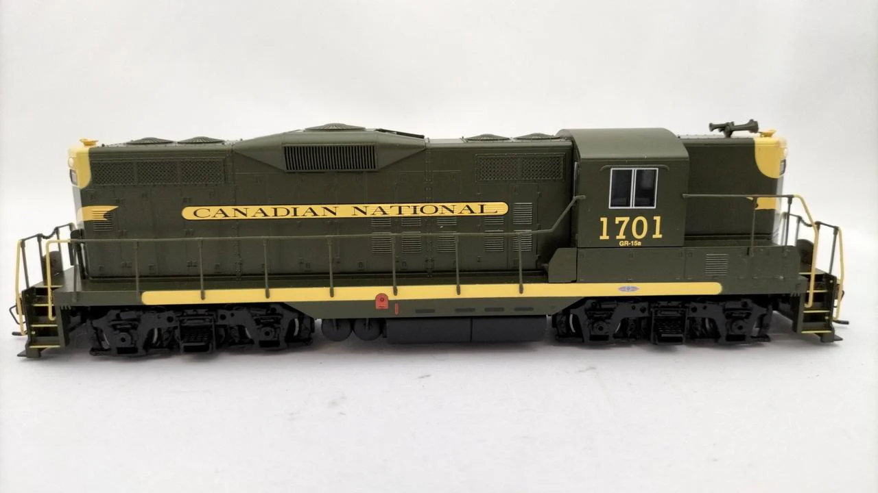 BACHMANN HO gauge GP9 DIESEL LOCO - Image 3