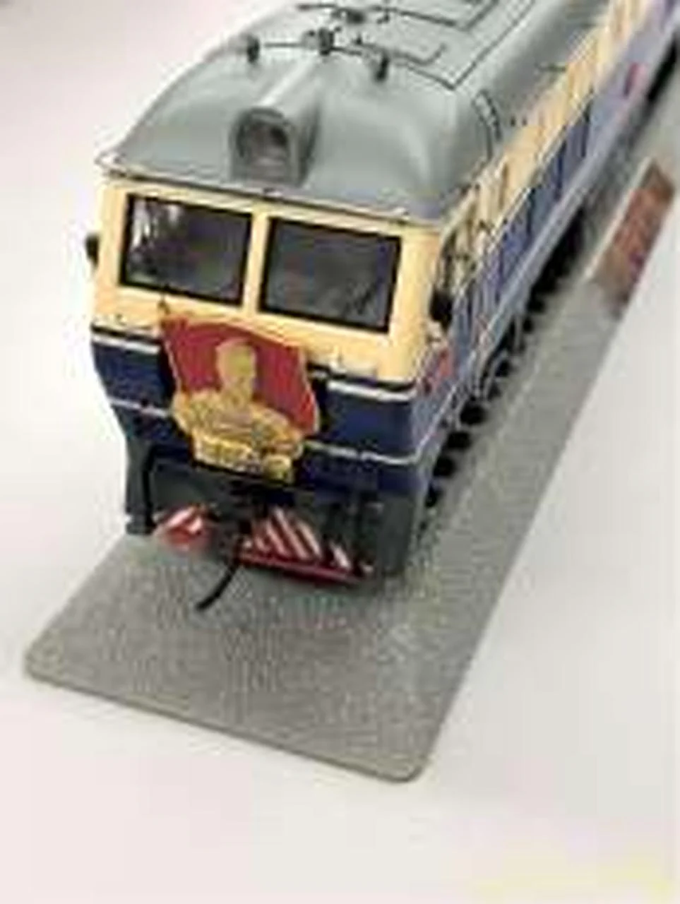BACHMANN Locomotive Zhou Enlai DF11-1898 - Image 4